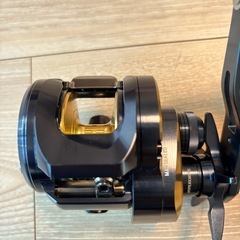 ダイワ　ソルティガ300HL SALTIGA300HL 左ハンドル　未使用の画像