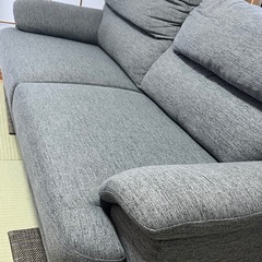 ３人掛けソファーの画像