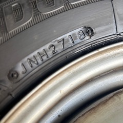 スタッドレスタイヤ  マルチホイールの画像