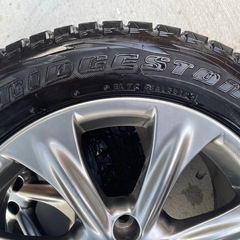 スタッドレスタイヤの画像