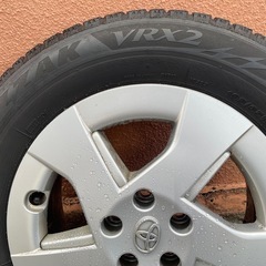 30プリウス　スタッドレスの画像