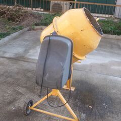 コンクリートミキサーの画像