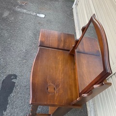 💙カリモク 鏡台の画像