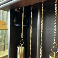 ホールクロックの大型振り子置き時計相談中の画像