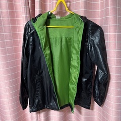 薄手ナイロンパーカーの画像