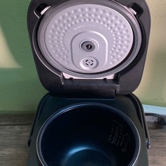 ※ IH炊飯ジャー　YAMAZEN 山善　5.5合炊き　YJN-E10 2022年製　動作確認済みの画像