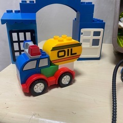 大きめのブロック  ポリスステーション 車の画像