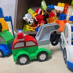 大きめのブロック  ポリスステーション 車の画像