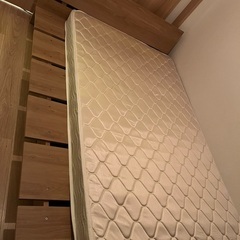 LOWYA ベッド　フレーム:ダブル、マットレス:セミダブルの画像