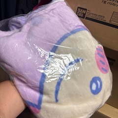 ちいかわ 超BIGマイヤーブランケットの画像