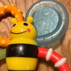 【おまけ】サッシー　ミツバチデザインの歯固めおもちゃの画像