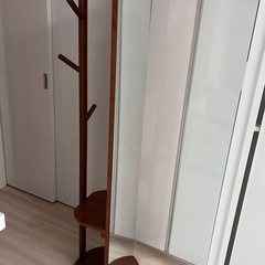 一旦決まり)ミラー付き回転ハンガー163x40CM 単品 ブラウンの画像