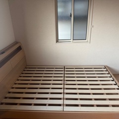 【無料】ベッドフレーム（ダブル）or Koala Mattress（ダブル）｜片方のみOK｜解体済み｜取りに来てくれる方の画像