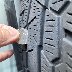 225/65R17 2019年スダットレス ヨコハマiceGUARD GO75 タイヤアルミセット　5穴 PCD114.3 ET+38 17×7J ハブ60mm レクサスシール貼り NX等の画像