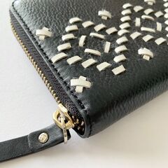 Kate spade長財布（ジッパー付き）の画像