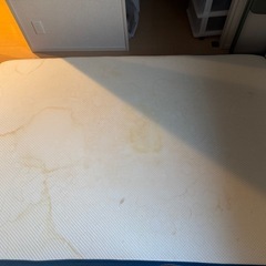 【無料】ベッドフレーム（ダブル）or Koala Mattress（ダブル）｜片方のみOK｜解体済み｜取りに来てくれる方の画像