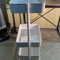 ※ 3段メタルラック　キャスター付きの画像