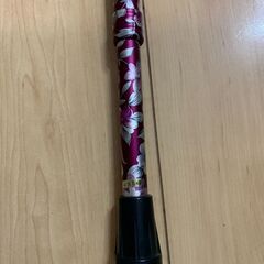 [杖・つえ・ステッキ] 美品・伸縮タイプ・アルミ製で軽くて丈夫です。の画像