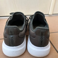 adidas シューズ 靴24cm カーキの画像