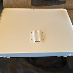 美品✨CAHAYAブランドの譜面台（楽譜スタンド）の画像