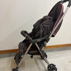 ベビーカー(コンビ)の画像