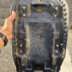 gsx250e ゴキ　三段シートの画像