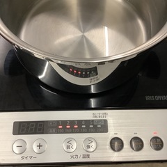 アイリスオーヤマ 2口 IHクッキングヒーター 工事不要 1400W 100V 脚付き ブラック IHK-W12SP-B  リサイクルショップ宮崎屋　佐土原店　25.11.26の画像