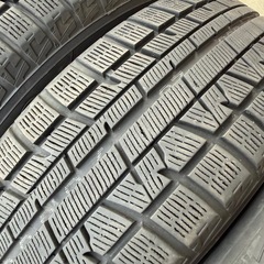 215/60R16ヨコハマスタッドレスタイヤice GUARD iG50 PLUS４本マークXエスティマ クラウン オデッセイなどの画像