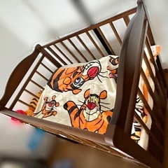 ◯SAWA BABY ベビーベッド◯日本製　すのこタイプ　高さ調節可　収納スペースありの画像