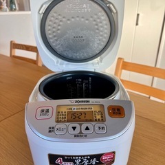 （2022年製)象印 極め炊き 炊飯器 5.5合 NL-DS10の画像