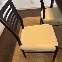 ダイニングテーブル　椅子セットの画像