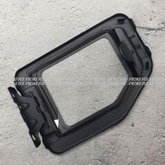 新品 ジムニー/ジムニーシエラ専用 JB64W JB74W 給油口カバーの画像