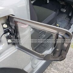 新品 ジムニー/ジムニーシエラ専用 JB64W JB74W 給油口カバーの画像