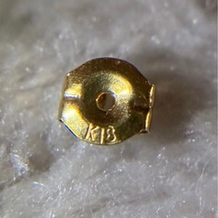 k18 ピアスの画像