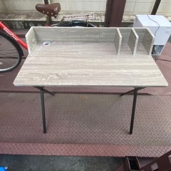 差し上げます🙇ドンキで買った机の画像