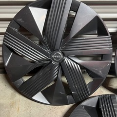 NISSAN ホイールキャップ 16インチ ３枚！バラ売り可能の画像