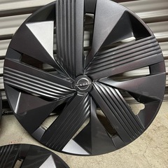 NISSAN ホイールキャップ 16インチ ３枚！バラ売り可能の画像