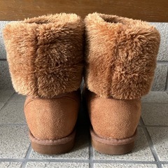 ムートン風ボアブーツMの画像