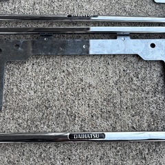 ダイハツ　ナンバー枠の画像