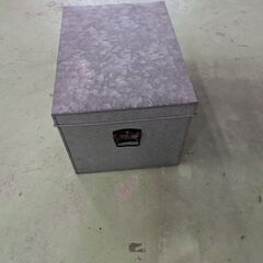 衣装ケース(小)　昔懐かしい!!　昭和レトロ!!　エモい!!　アルマイト(トタン)製衣装ケース(残り2個)の画像