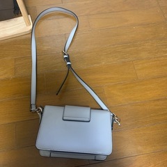 ショルダーバッグの画像