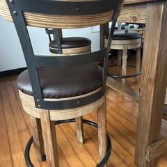 テーブル&チェアーの画像