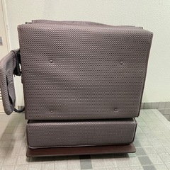 【受け渡し予定者決定】アテックス　収納式　電動リクライニングベッドの画像