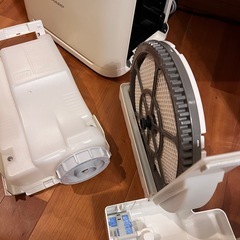 2020年　SHARP 加湿空気清浄機の画像