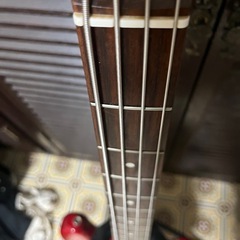 Squier by Fender プレシジョンベース　レッドの画像