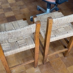 木製椅子2脚セットの画像