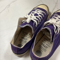 PRAS スニーカーの画像