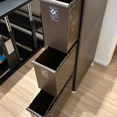 分別ゴミ箱、３段ゴミ箱の画像