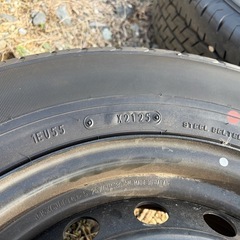 ハイエース新車外し　タイヤ4本セットの画像