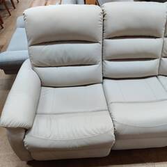 【愛品倶楽部柏店】NITORI ニトリ 本革電動リクライニング3人掛けソファ 幅210cmの画像